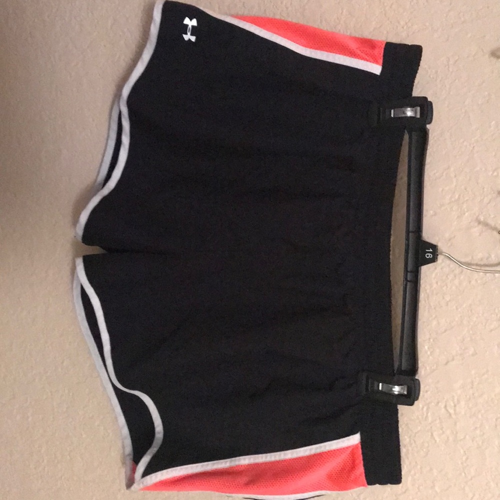 EUC worn maybe 5-6 times. Under Armour work out.